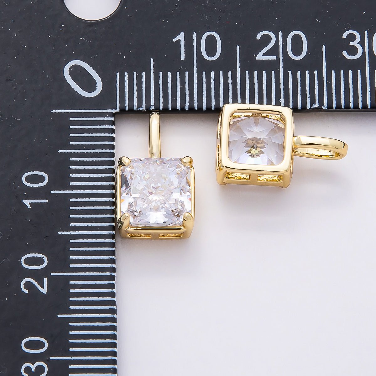 16K Gold Filled Clear Teardrop, Oval, Heart, Marquise, Square CZ Prongs Solitaire Pendant | Charms-00821 ~ Charms-00825