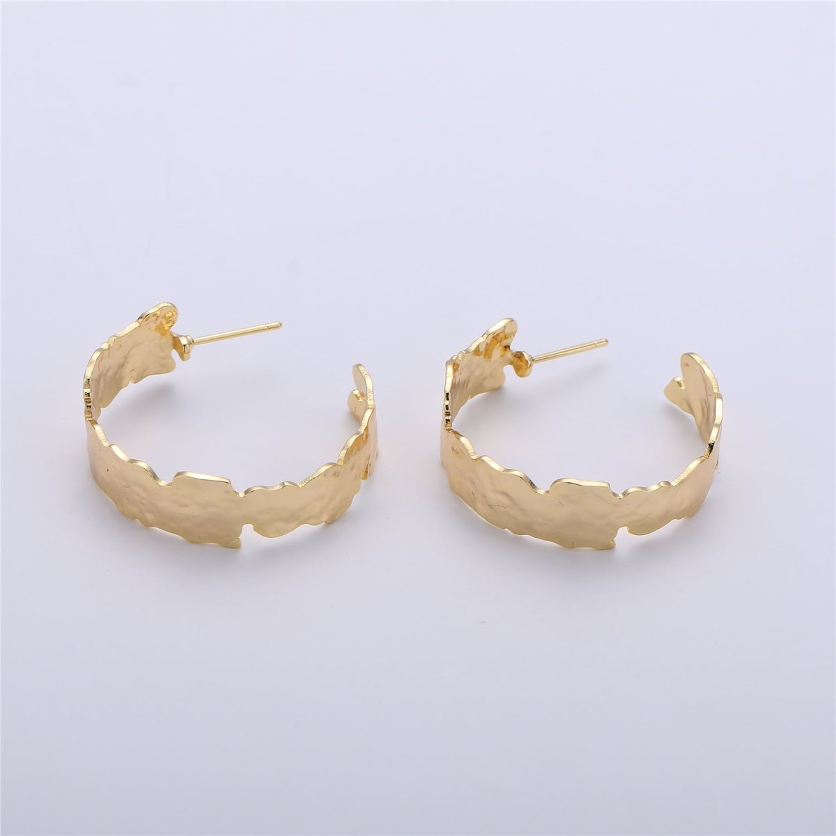 20mm, 33mm Rustic Gold Filled hoop earrings, hoop posts, Thick hoop Jewelry Making Supply Component 1 pairs K-157