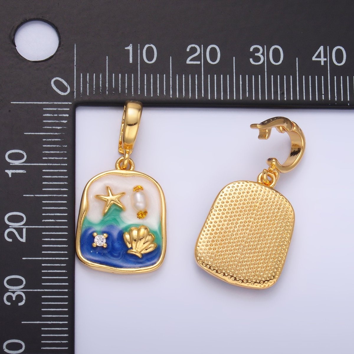 24K Gold Filled Blue Ocean Clam Under The Sea Charm with Snap Bail Pendant | AA-1466