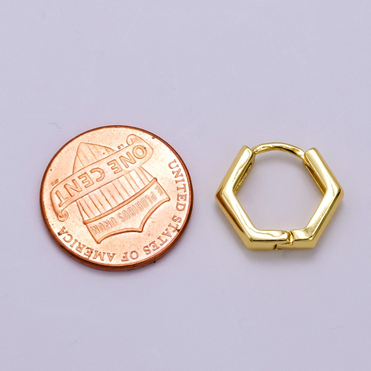 24K Gold Filled 16mm Hexagon Huggie Hoop Earrings in Gold & Silver | Q215