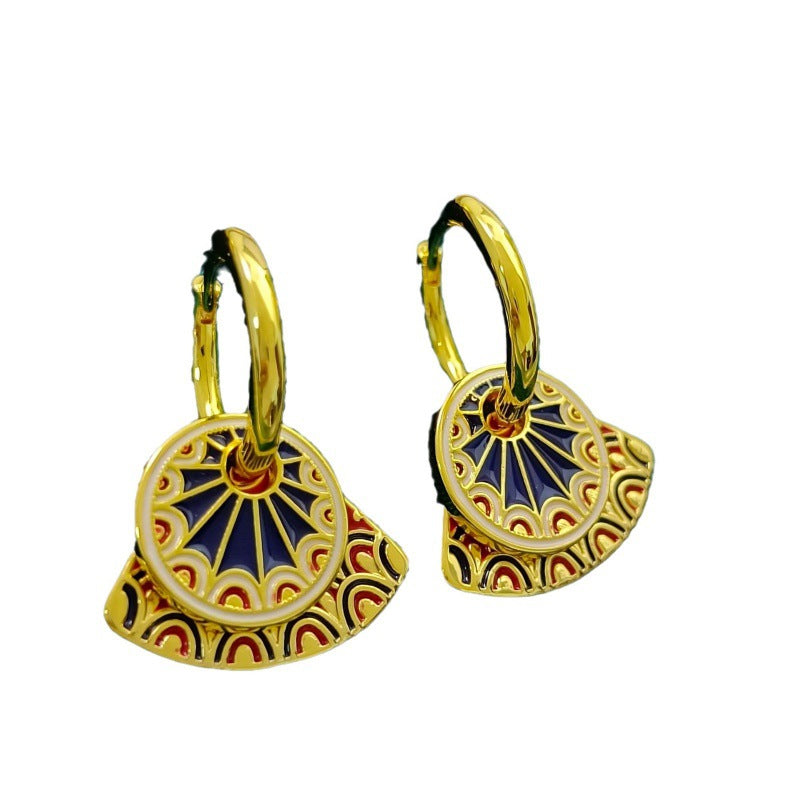 Elegant Vintage Round Fan-shaped Painted Ear Clips
