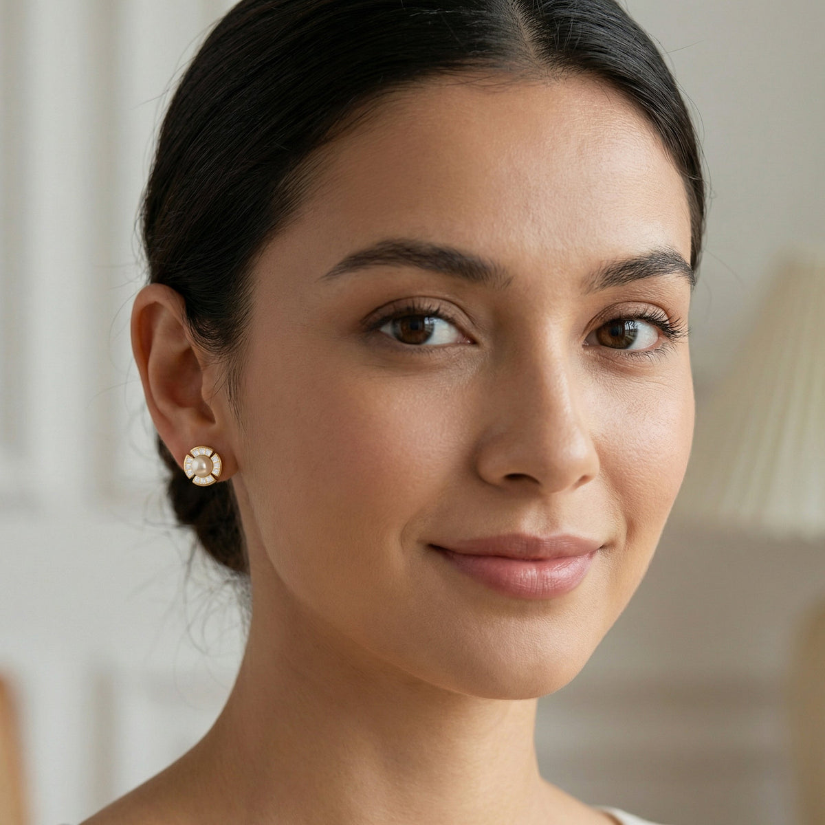 925 Sterling Silver Radiant Pearl and Baguette-Cut Fan-Shaped Stud Earrings
