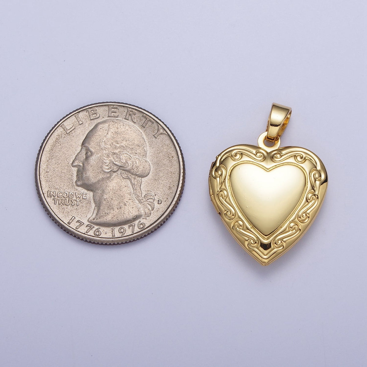 Gold Engraved Decorative Cravings Heart Love Locket Pendant For Valentines Romantic Jewelry | X-678