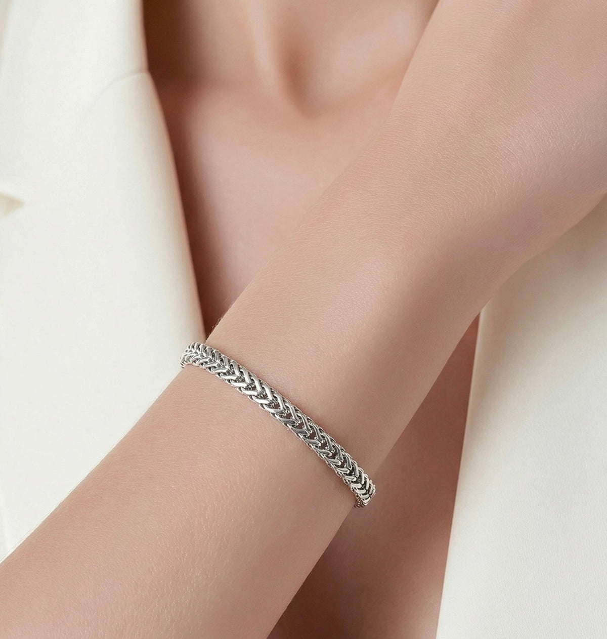 BG140W B.Tiff Franco Link Bracelet
