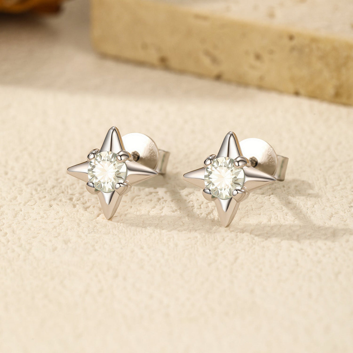 Geometric Star Stud Earrings in Sterling Silver with Green D-Color VVS1 Moissanite