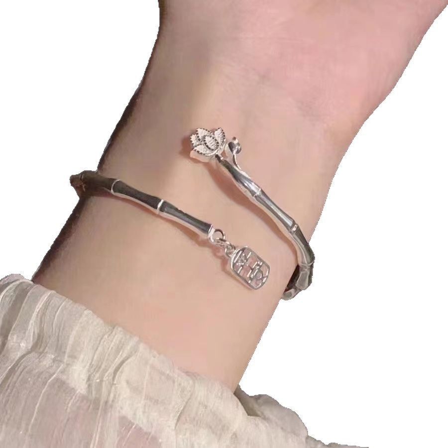 Lotus Open Female Presages Safety For Girlfriend Bracelet