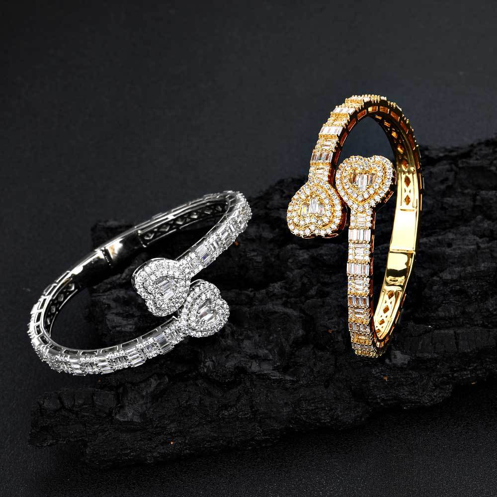 Heart-Shaped Zirconia Hip Hop Bracelet for Men — Gold or White Gold Finish