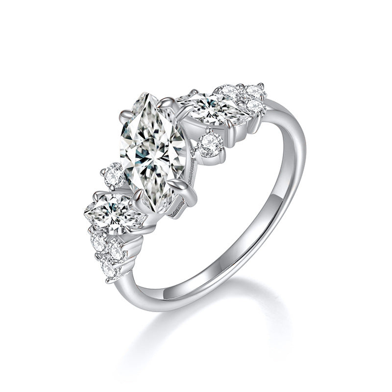 1 Carat Oval D-Color VVS1 Moissanite Engagement Ring in Rose Gold or White Gold – Modern Minimalist Statement Ring