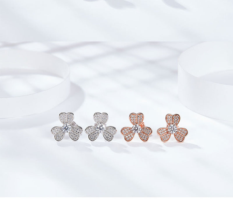 Clover Stud Earrings with 0.30 Carat D-Color VVS1 Moissanite in 18K Gold-Plated Sterling Silver