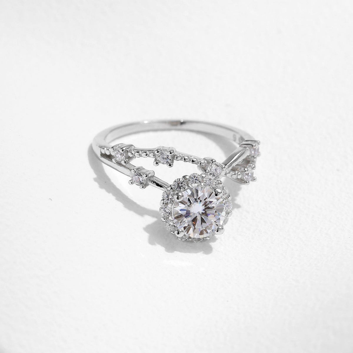 Floral Vine D-Color VVS1 Moissanite Engagement Ring in Sterling Silver – Elegant Old Money Style