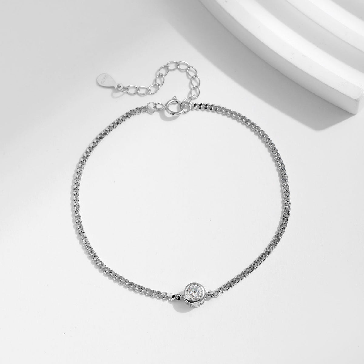 Minimalist Sterling Silver D-Color VVS1 Moissanite Solitaire Bracelet with Delicate Chain