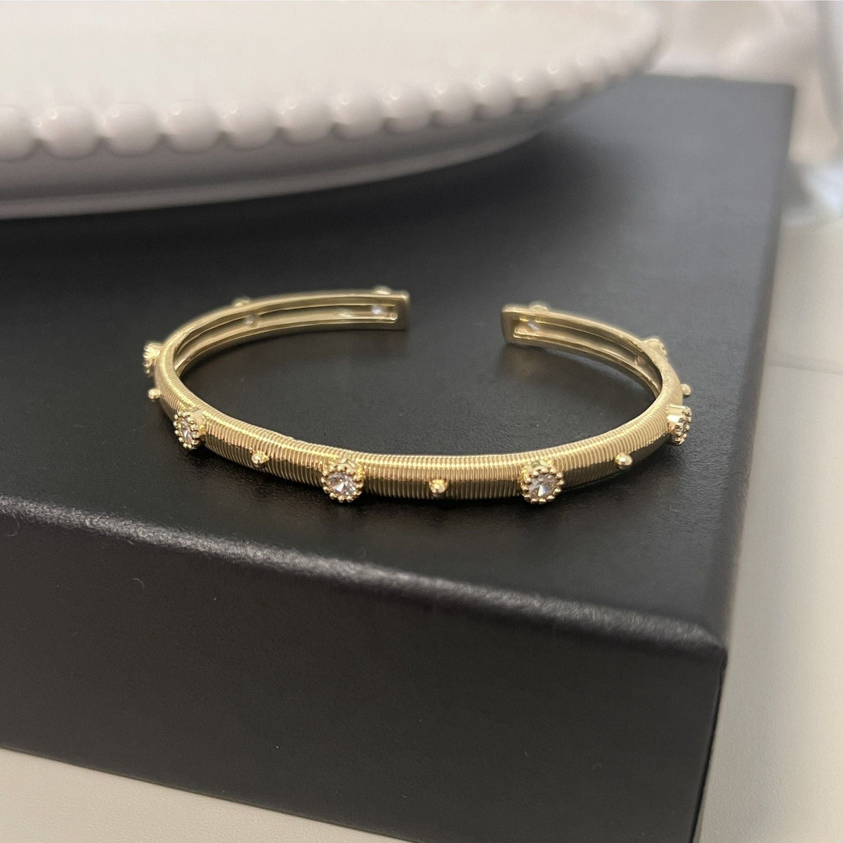 Women's Luxury Minority Open Design Adjustable Small Waist Bracelets