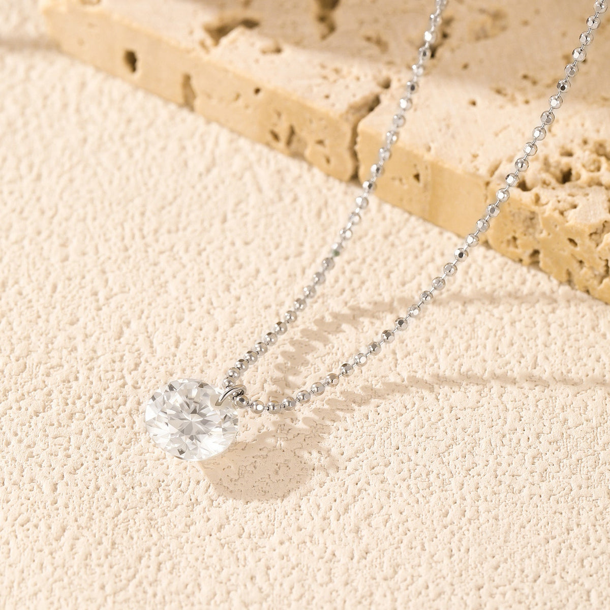 Round D-Color VVS1 Moissanite Solitaire Pendant Necklace in Sterling Silver – Delicate Clavicle Chain