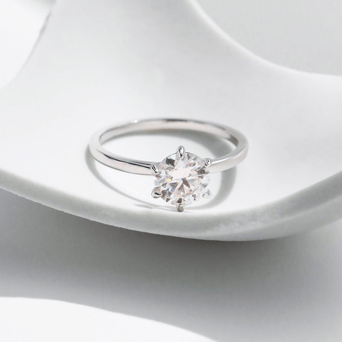 Geometric D-Color VVS1 Moissanite Accent Engagement Ring in Sterling Silver – Modern Minimalist Band for Everyday Wear