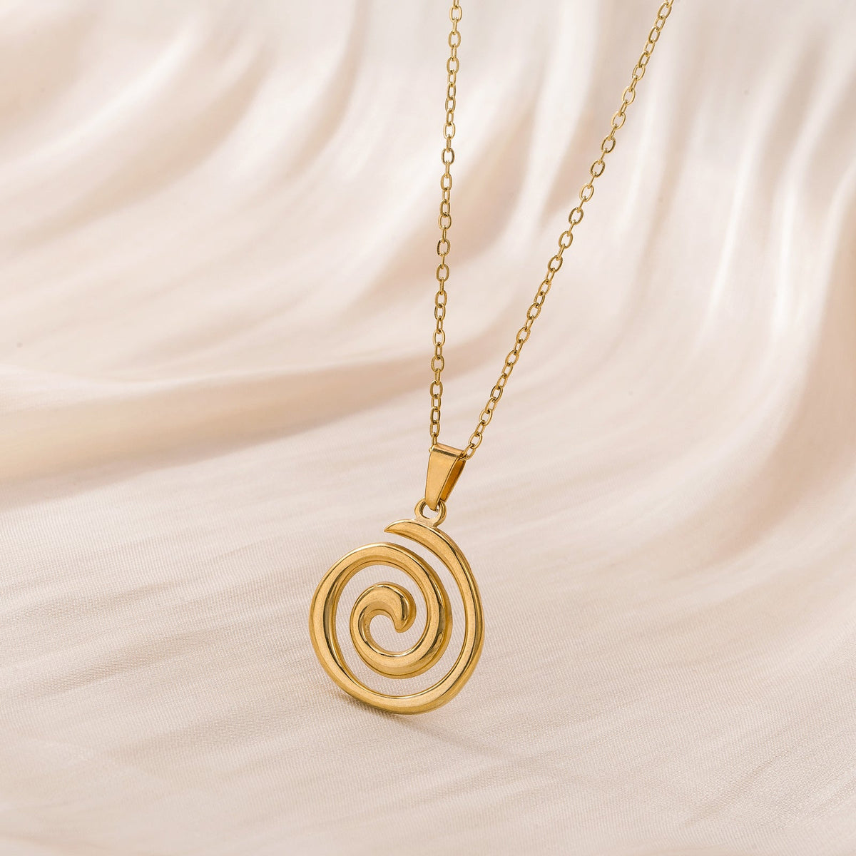 Women's Fashion Titanium Steel Clavicle Chain Electroplating Creative High-grade Necklace
