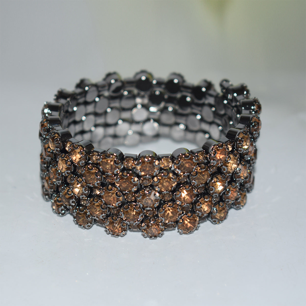 Pretty Exaggerated Personalized Temperament Female Row Bracelets