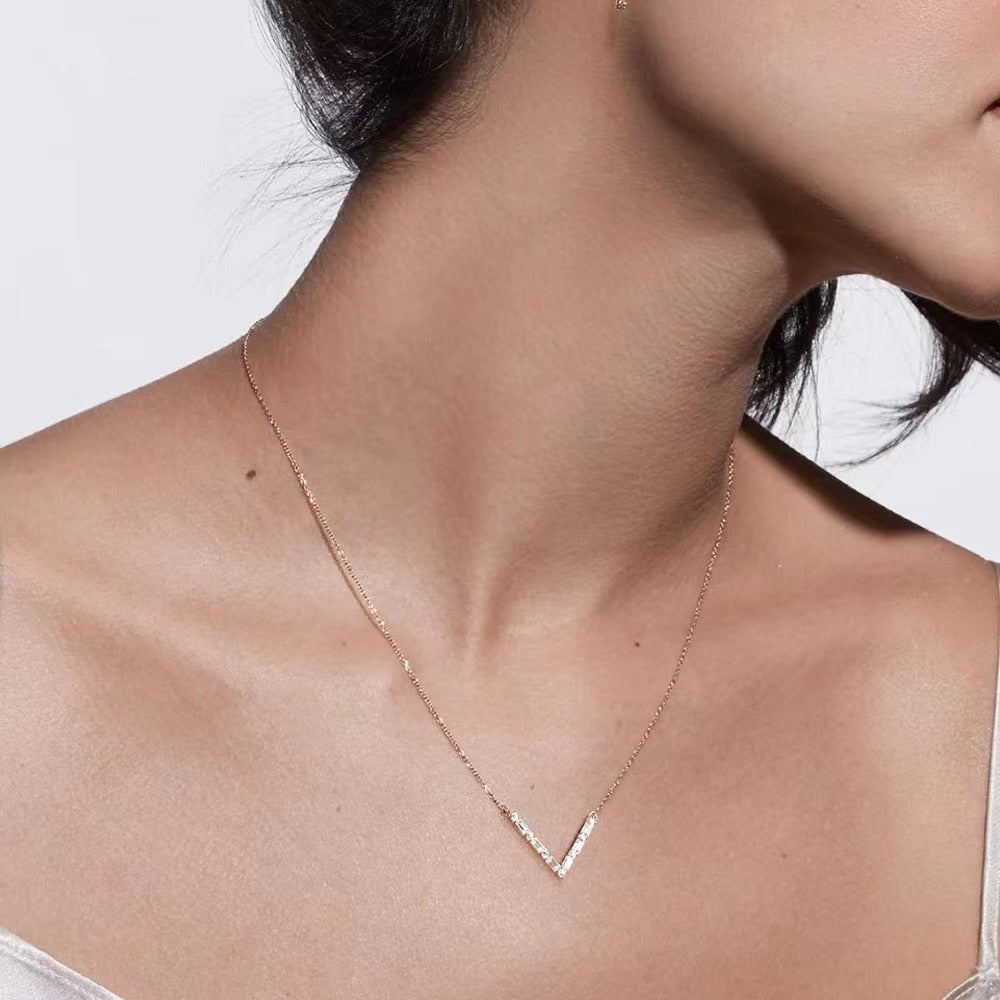 V-Shape Pendant Necklace in 925 Sterling Silver with Premium D-Color VVS1 Moissanite — White Gold or Rose Gold Plated