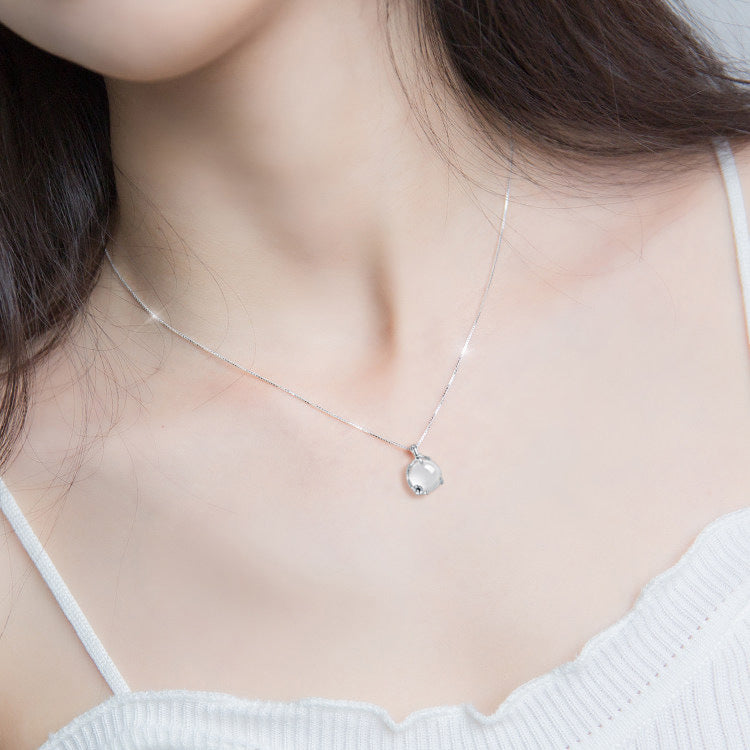 Women's Luxury Minority Elegant High Sense Chinese Plum Blossom Clavicle Chain Necklace