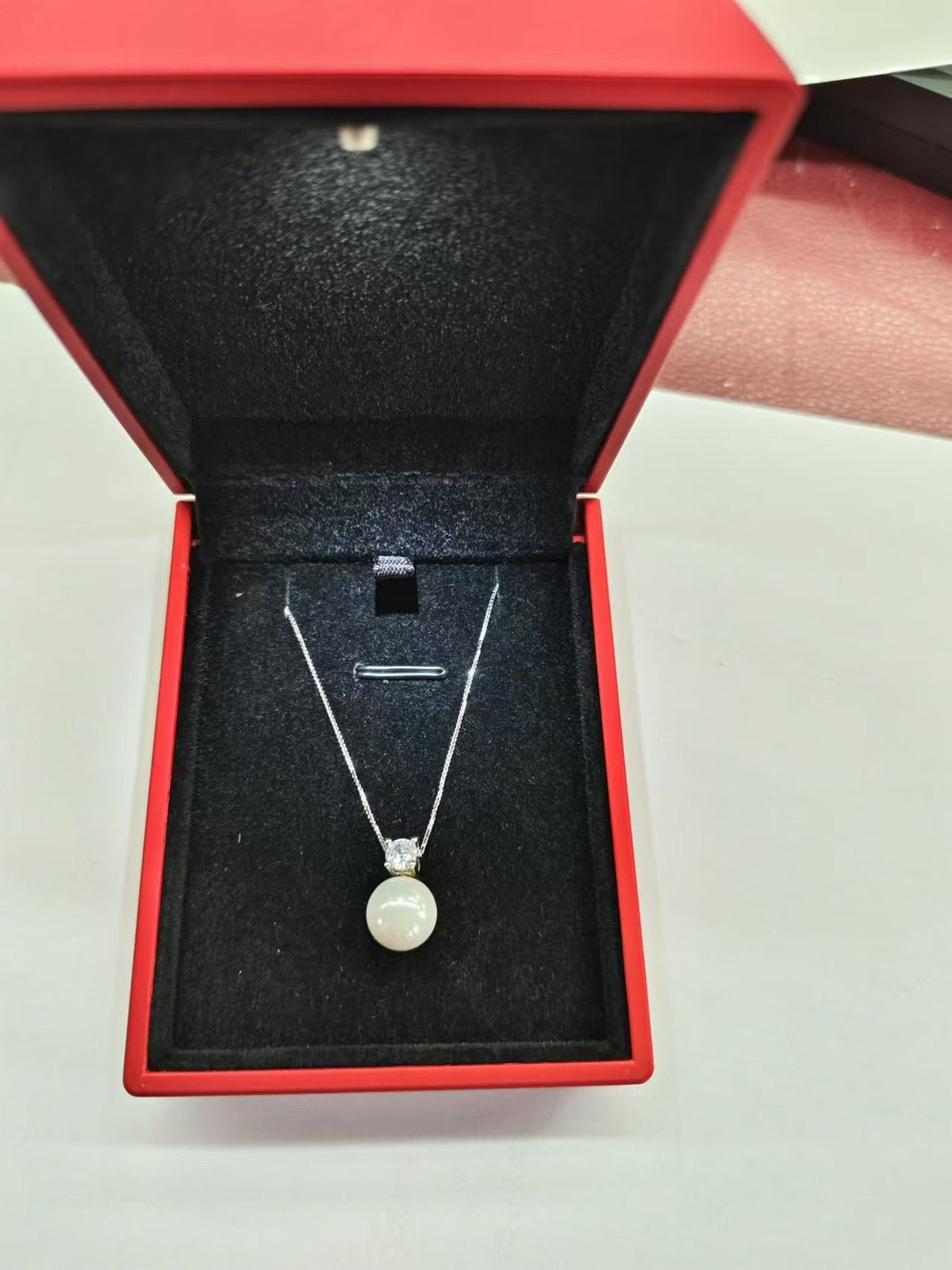 Women's Light Shell Pearl Elegant High Sense Joker Clavicle Chain Pendants