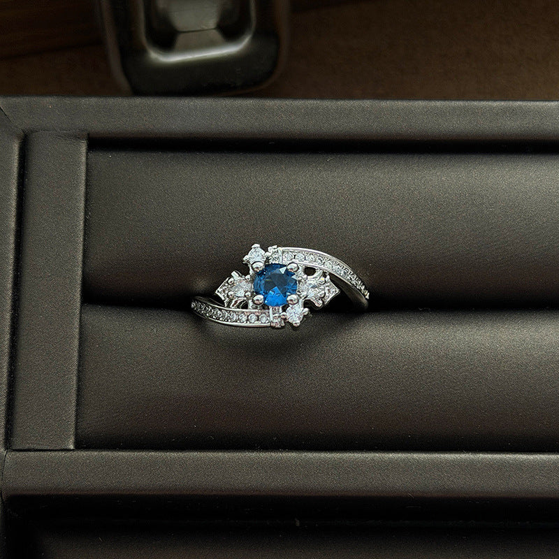 Cool Blue Zircon With Diamond Heart-shaped Oval Open Niche High Ring