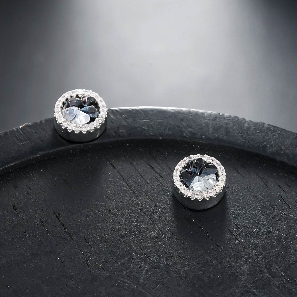 Magnetic Round Halo Stud Earrings for Men Women, Multicolor Crystal Cluster Non-Piercing Clip On