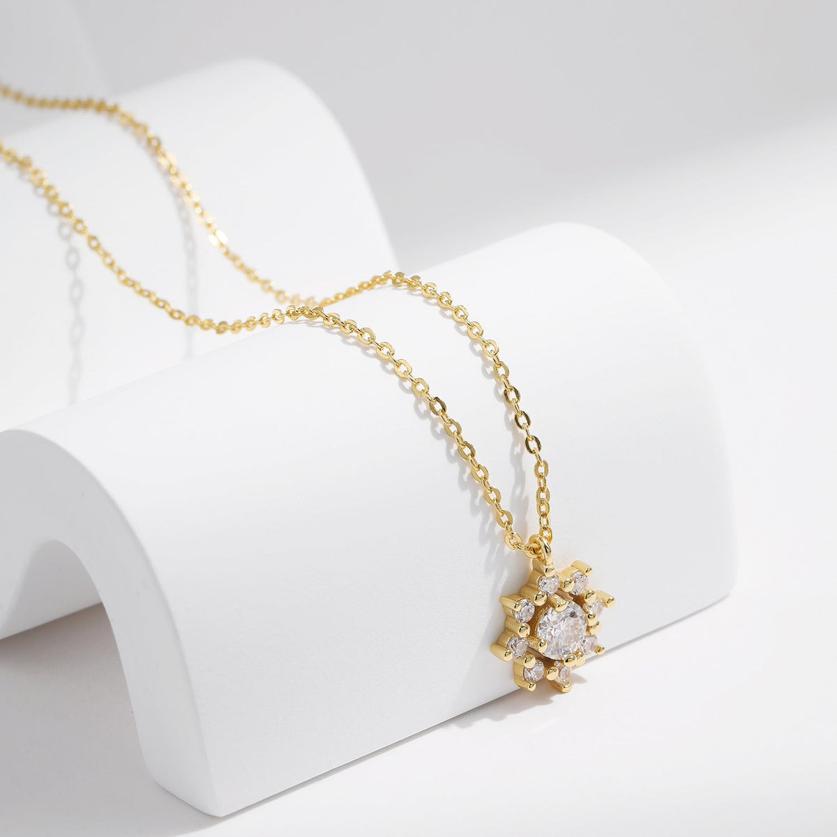 Snowflake Pendant Necklace in Sterling Silver with Sparkling D-Color VVS1 Moissanite Accents