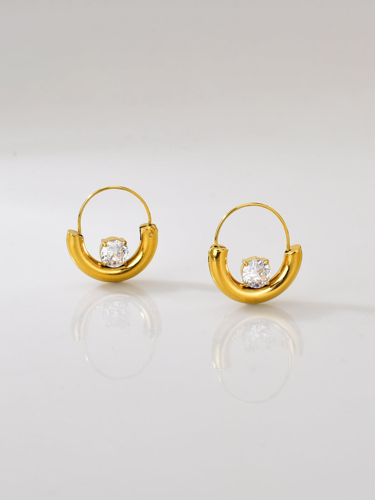 Fashion Gold Stainless White Zircon Design Earrings
