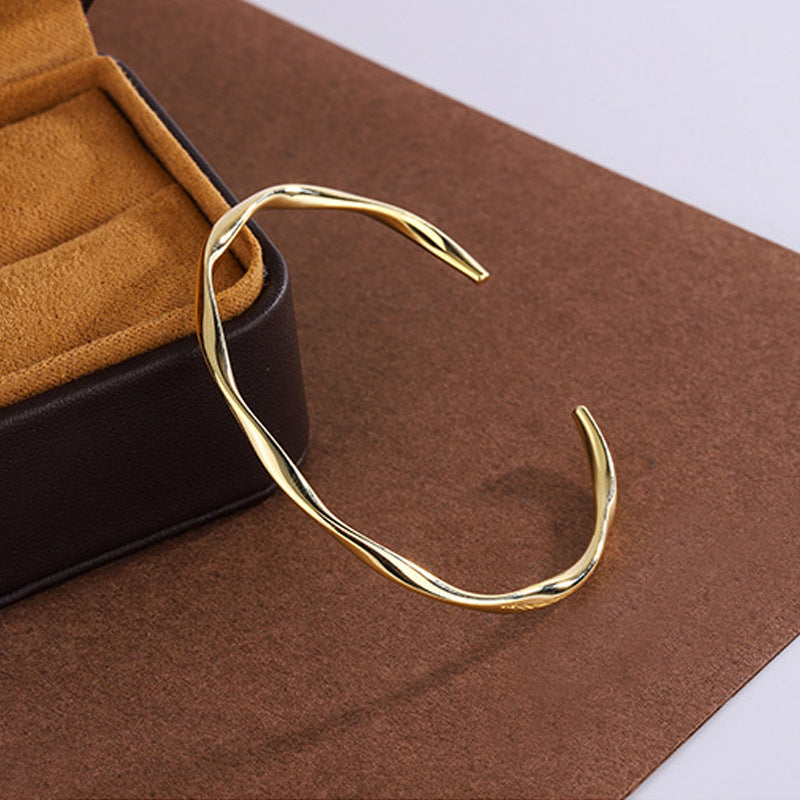 Korean Style Mobius Artistic Design Light Simple Elegant Glossy Bracelets