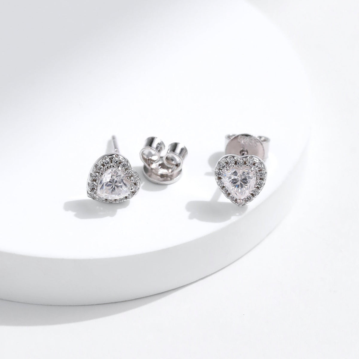 Heart-Shaped D-Color VVS1 Moissanite Stud Earrings in Sterling Silver