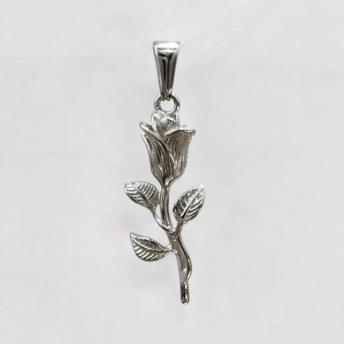 New Gold Plated Rose Flower Pendant Necklace Simple Vintage Clavicle Chain Stainless Steel Necklace for Men Women Jewelry Gifts