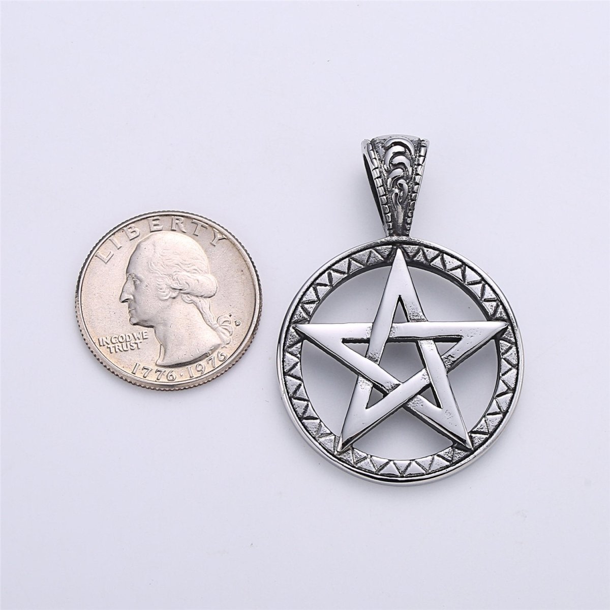 Antique Silver Star Pentacle - Wicca Jewelry Vintage Pendant - Medallion Pentagram Pendant Necklace Component J-702