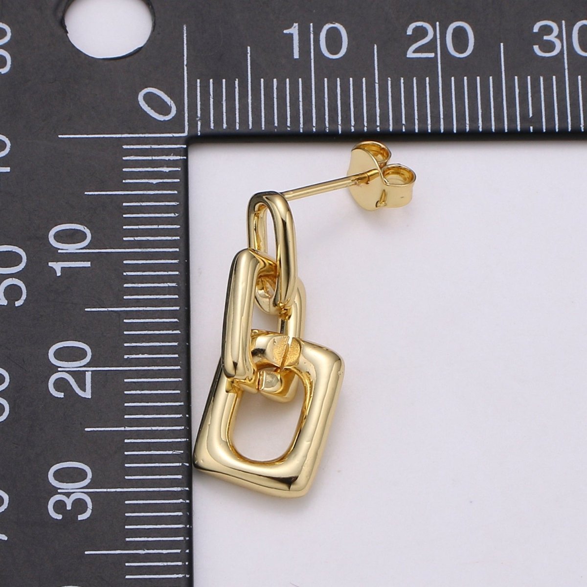 Dainty Rectangle Link Charm Stud, Gold Plated Simple Earring Modern design Earring, Butterfly backing closure Q-341