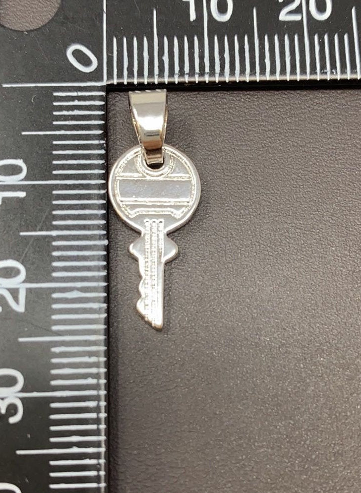 Dainty Small Key Charm, Gold Key Charm, 18k Gold FIlled Key Charm for Necklace Bracelet Earring Component I-295
