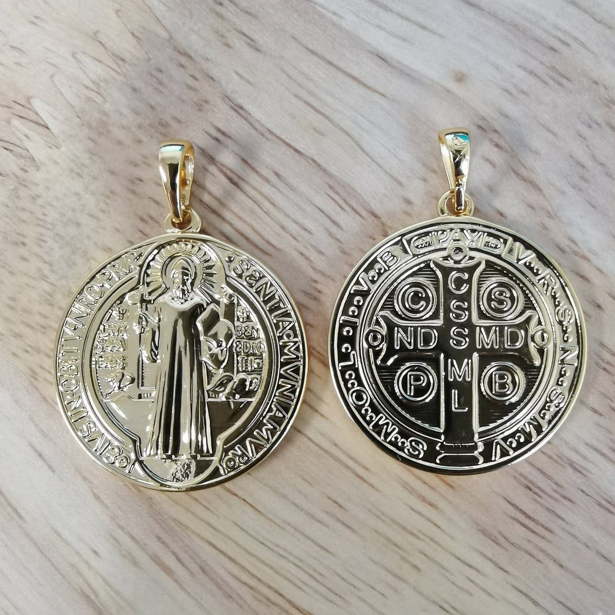 Double Sided Gold Filled Coin Saint Benedict Charm Medallion for Bracelet Necklace Pendant Earring Findings for Jewelry Making H-866 I-756
