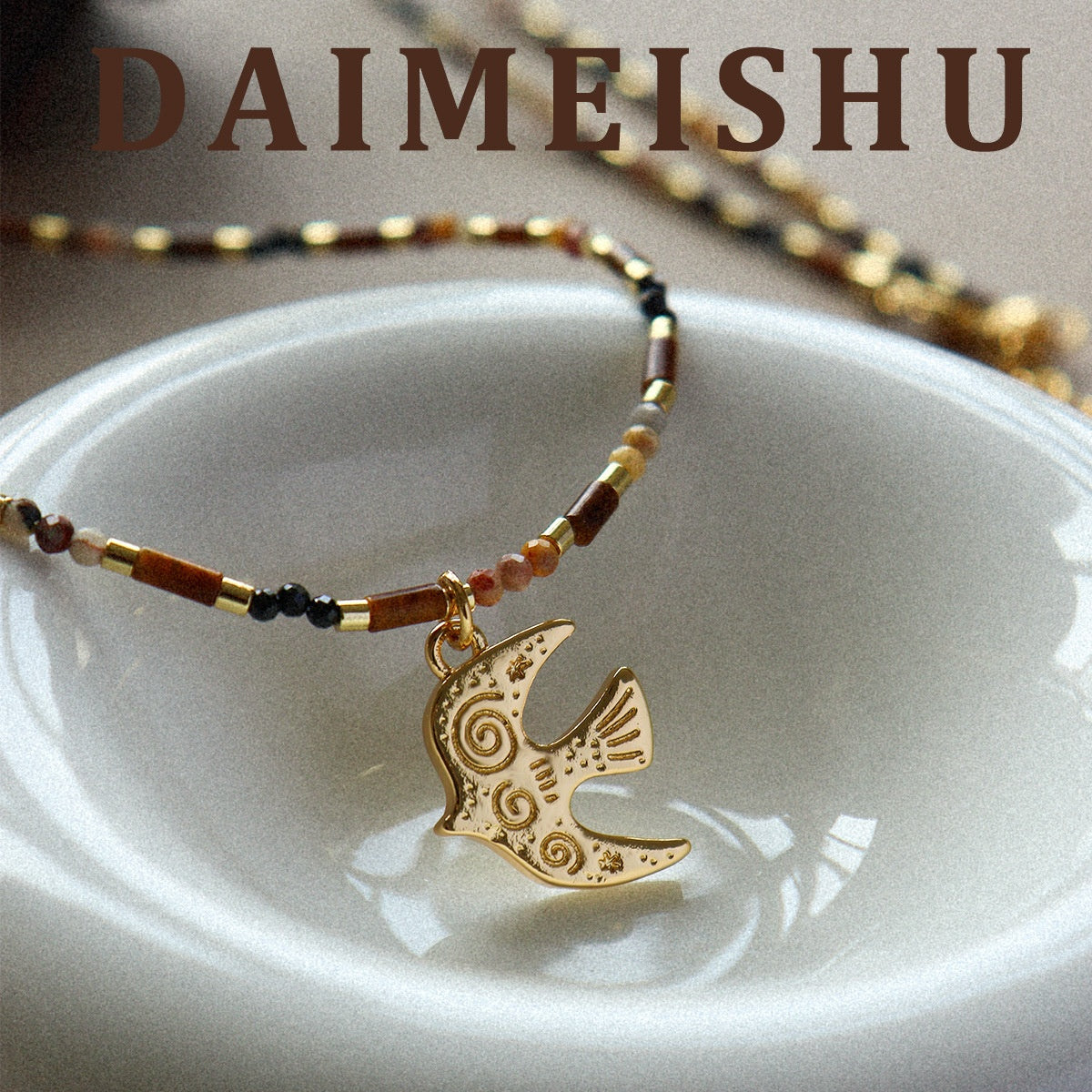 Simple And Stylish Tiger's Eye Bird Necklace For Women