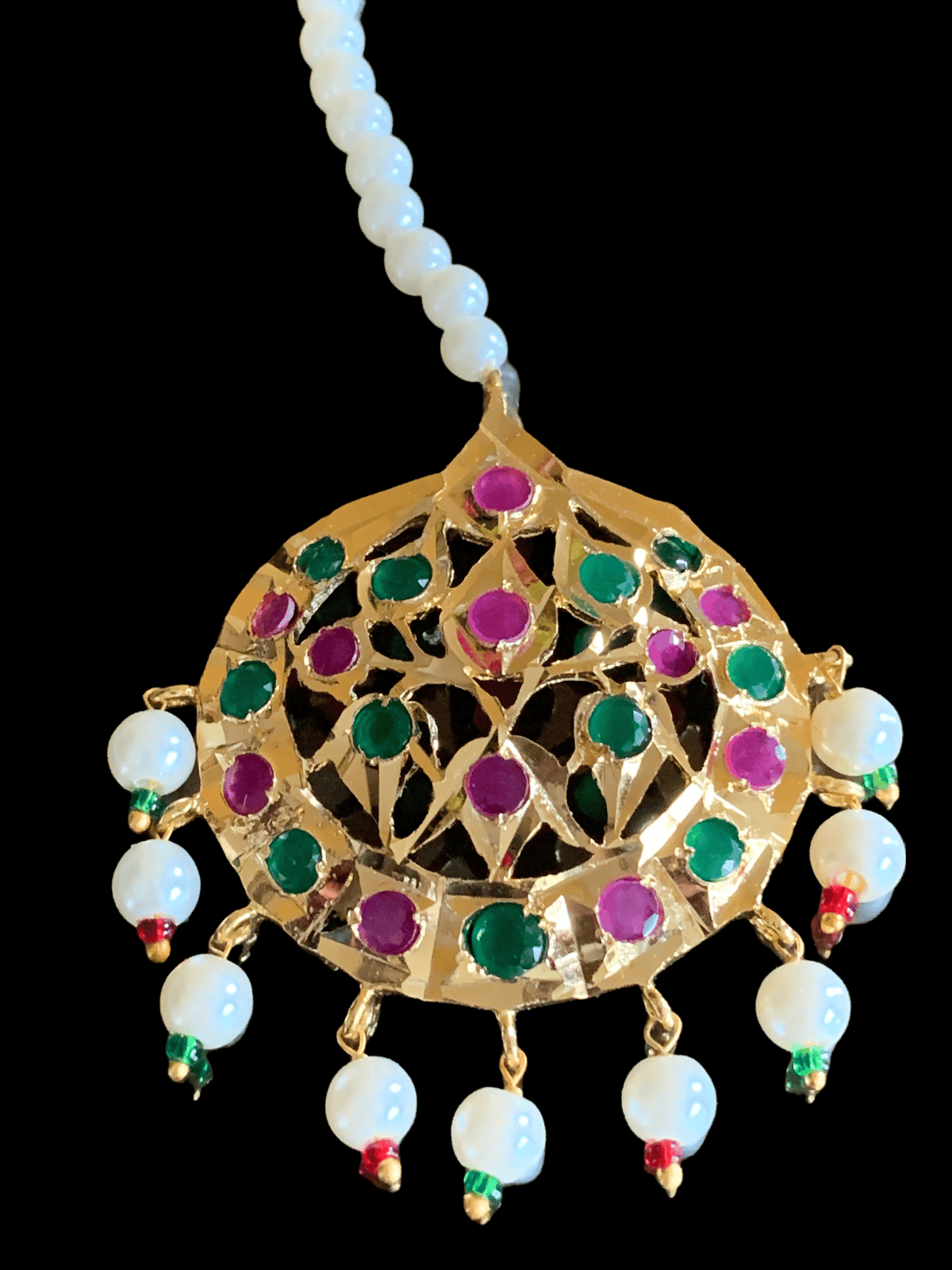 DJTK21 Insia red green tika in shell pearls (READY TO SHIP )