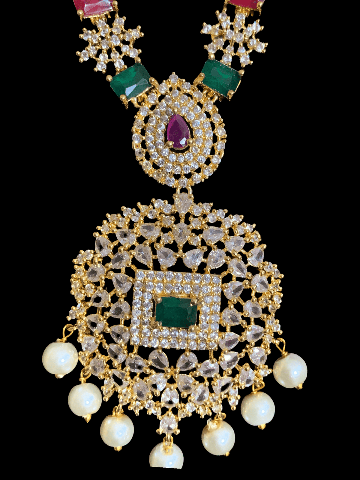 LN2 Netra necklace in red green ( READY TO SHIP )