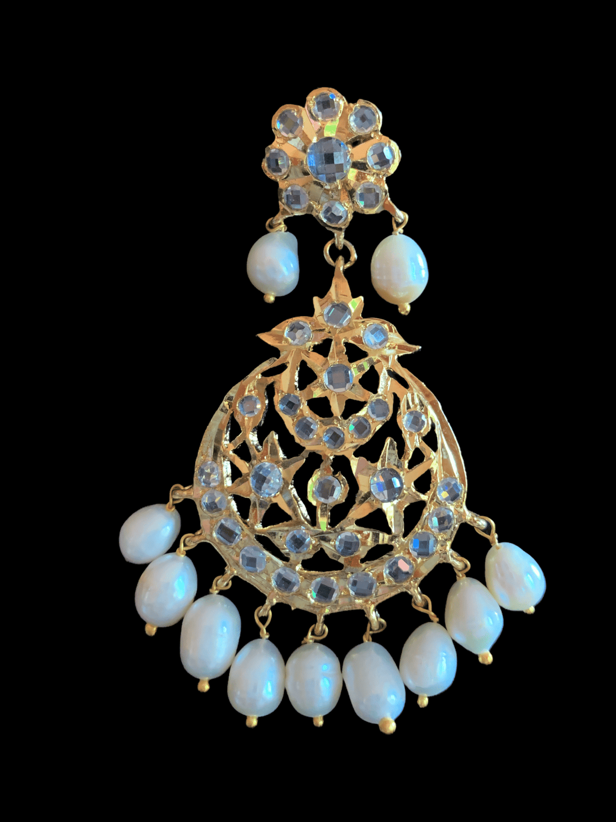 DER45 Lahar Earrings in fresh water pearls ( READY TO SHIP )