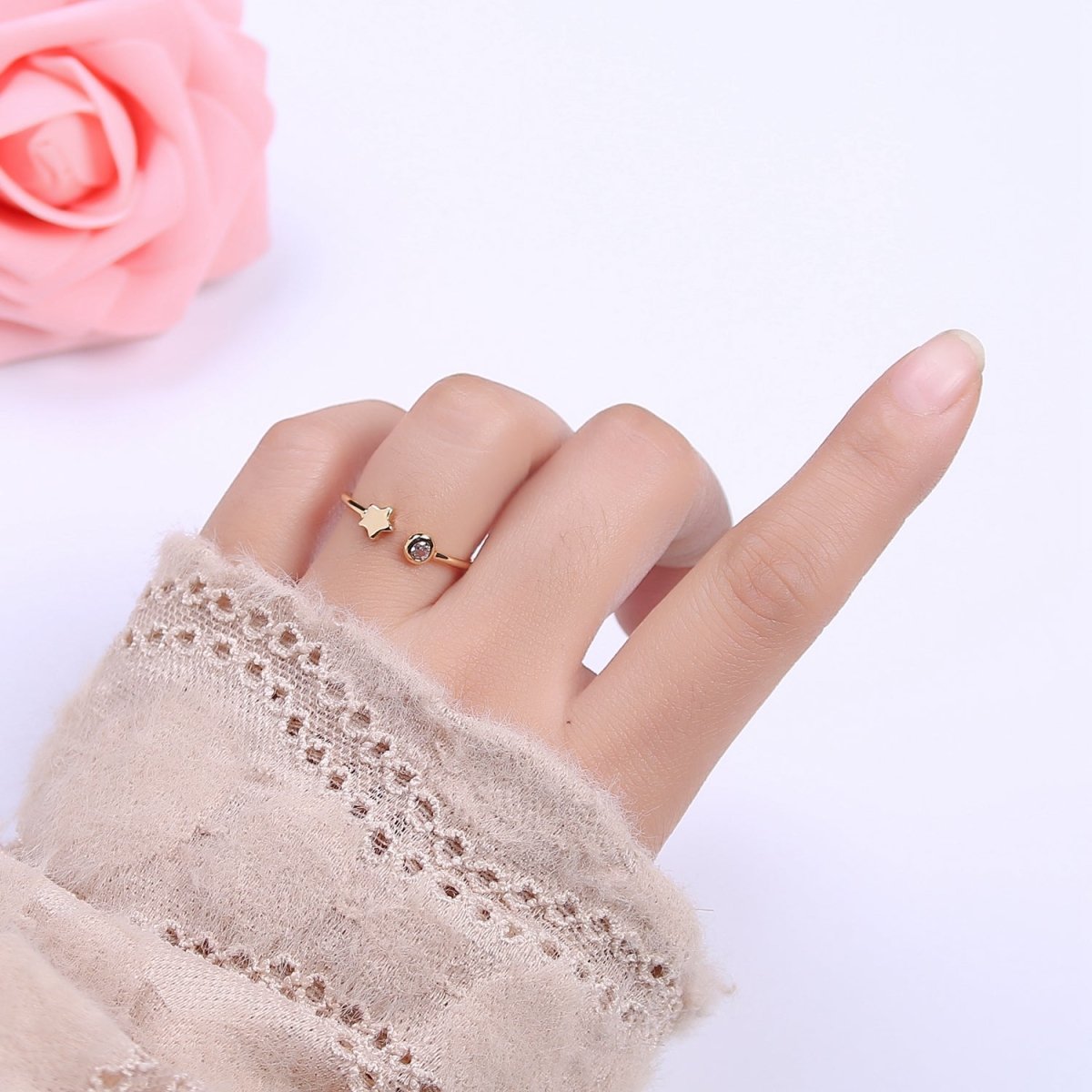 Minimalist Crystal Zirconia CZ, 16K Gold Filled Geometric Star Open Open Adjustable Ring U-344