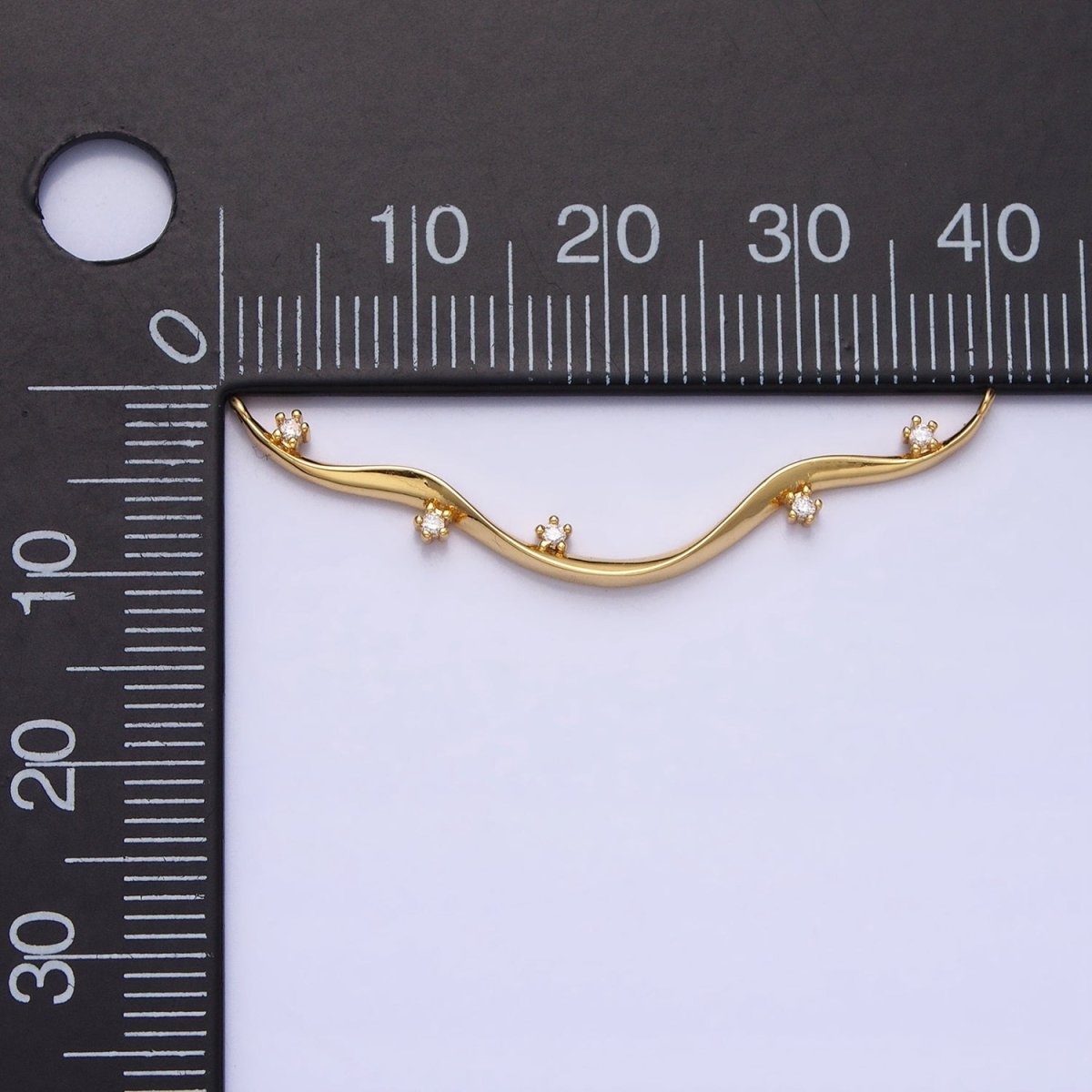 Thin Wavy Vine Gold Charm Connector for Necklace Component with Cz Stone for Minimalist Jewelry Y-819