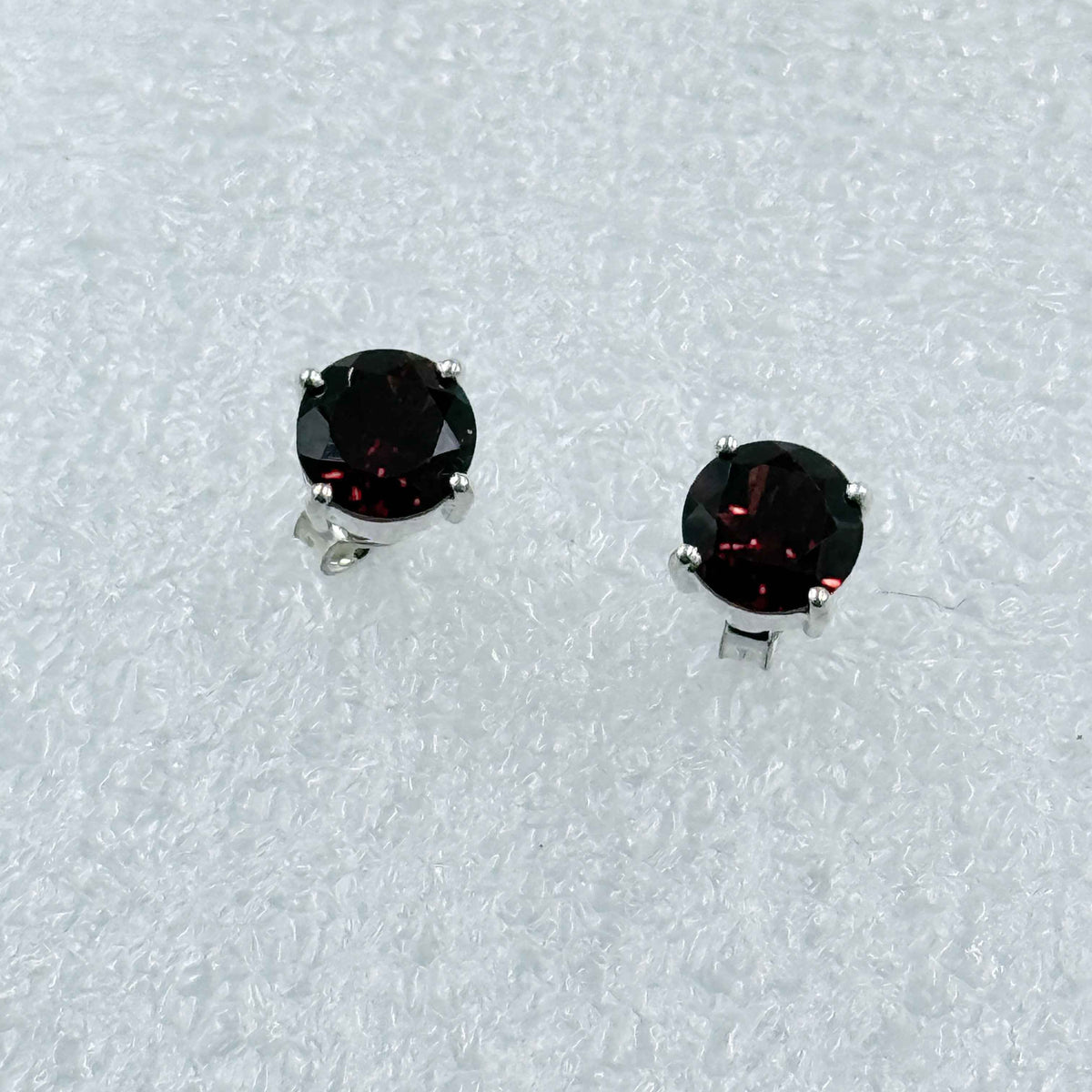 Sterling Silver Round Garnet Post Earrings Size 1