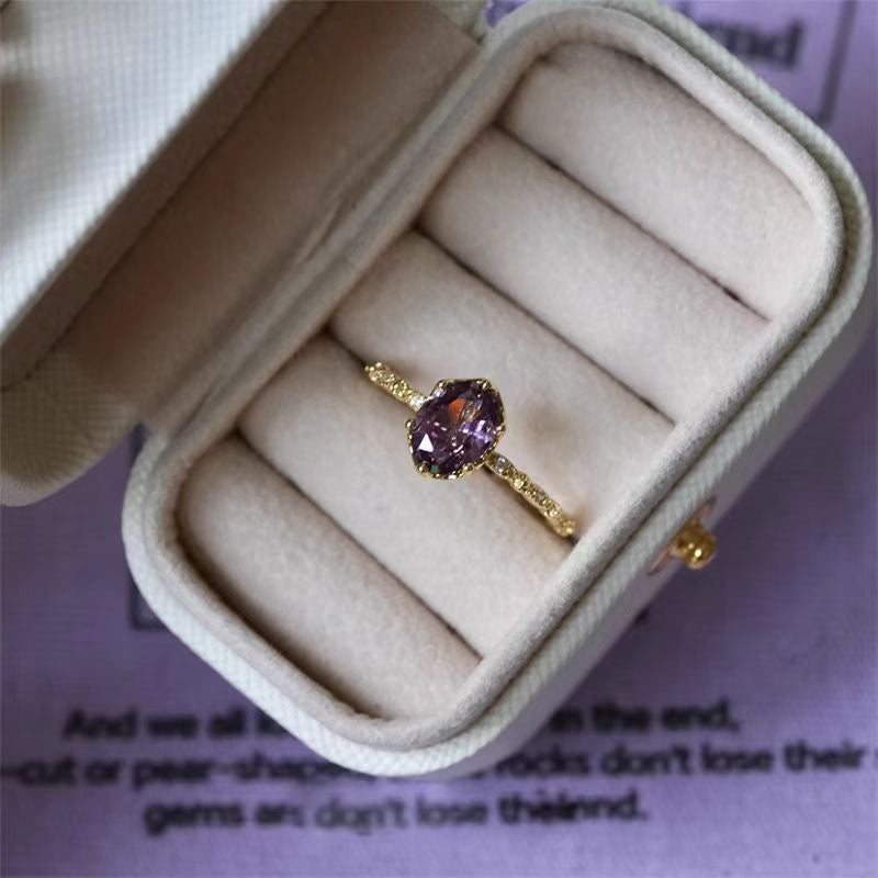 Vintage Purple Floral Design  Retro Enamel Clover Flower With Sparkling Zircon Accents, Exuding Elegant French Charm.