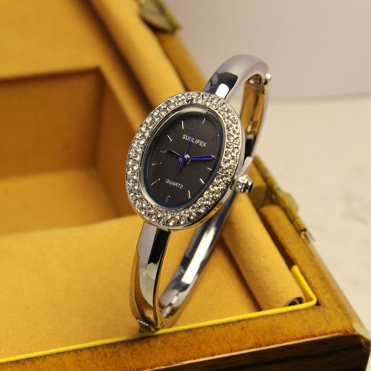 Lady's Rose Gold Diamond Bezel Luxury High-end Niche Design Oval Bracelet Watch