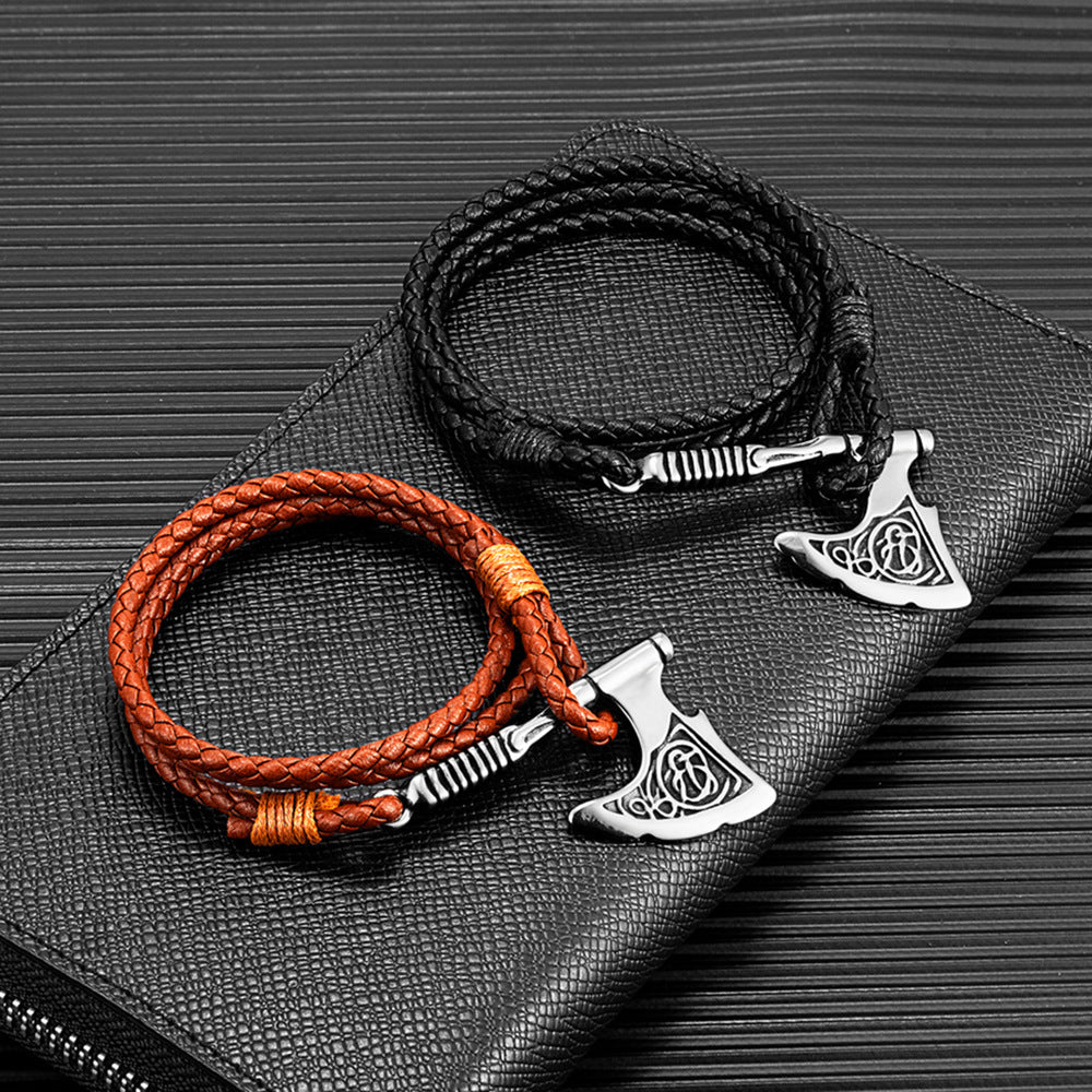 Fashionable And Versatile Leather Rope Bracelet With A Genuine Leather And Stainless Steel Axe Pendant