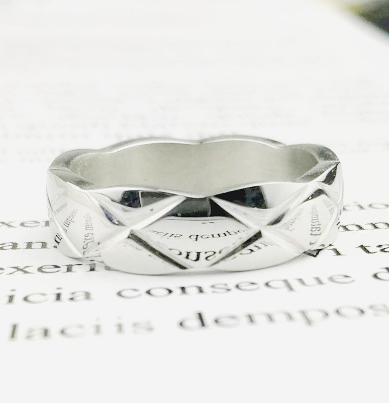 Classic Style Diamond Plaid Female Cold Wind Index Finger Male Ring