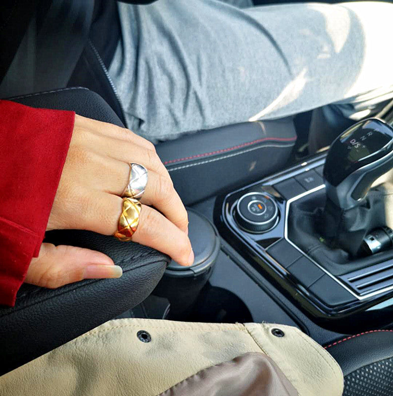 Classic Style Diamond Plaid Female Cold Wind Index Finger Male Ring