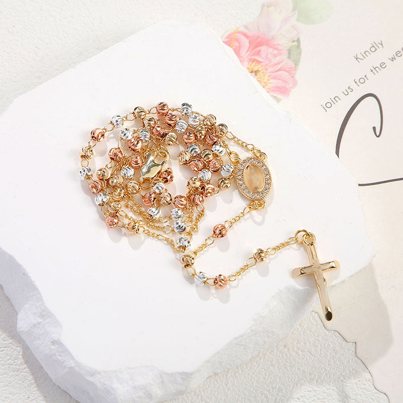 European And American Madonna Cross Necklace Fashionable Light Luxury In Gold Tone