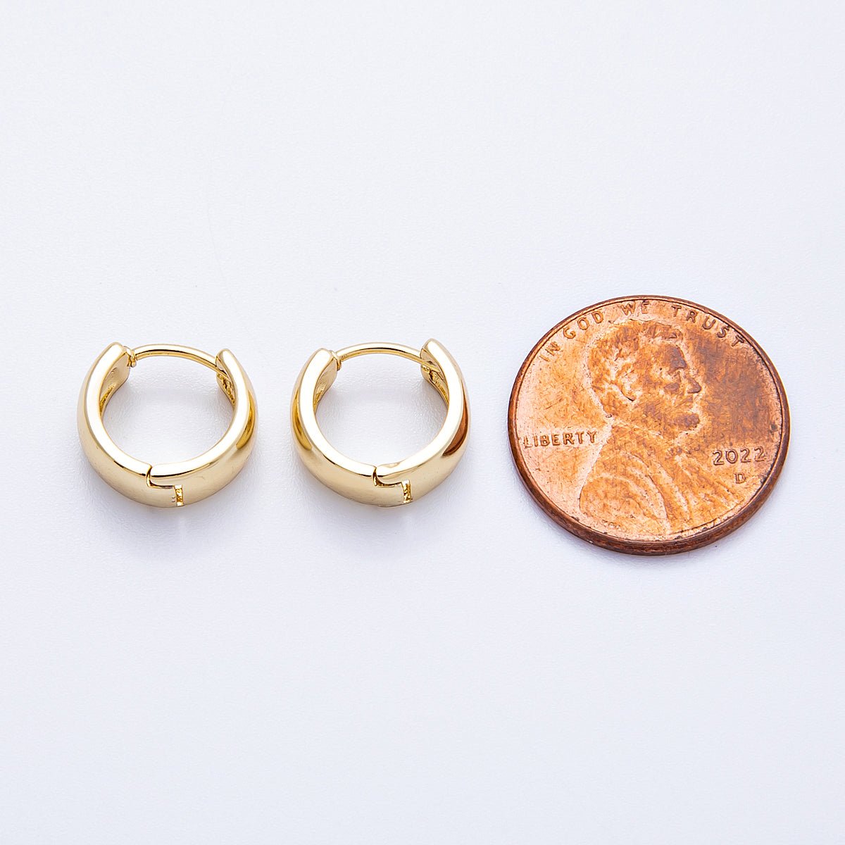 14K Gold Filled 11.5mm Wide Minimalist Cartilage Huggie | Earrings-00197