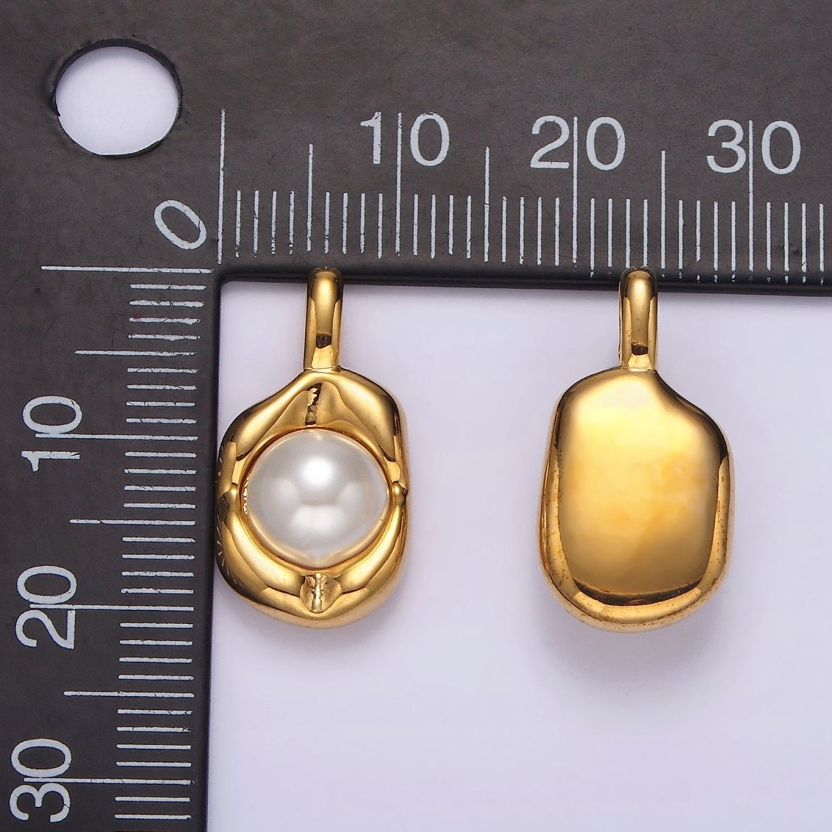 14K Gold Filled Pearl Molten Hammered Tag Pendant in Gold & Silver | AH045 AH046
