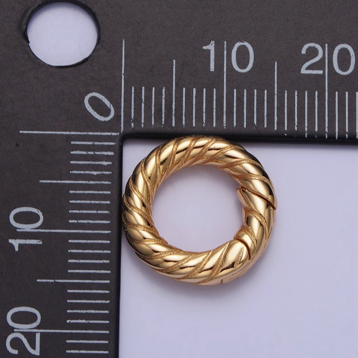 15mm Gold Textured Striped Round Push Spring Gate Ring Closure Enhancer Supply | Z-065